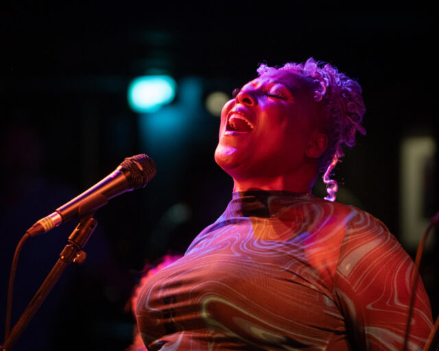 Photo of Juliet Roberts singing